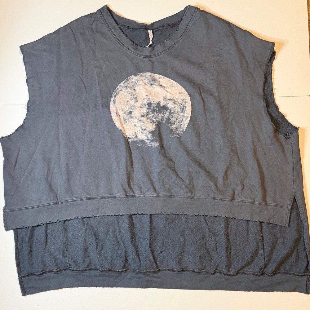 Magnolia Pearl Sleeveless Moon Hi Lo Francis Distressed Oversized Sweatshirt